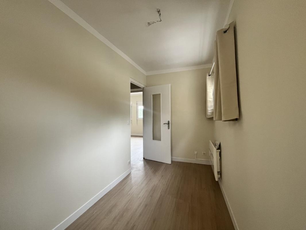 STUDIO IMMEUBLE LES OPONCES PARC BERTHAULT AJACCIO