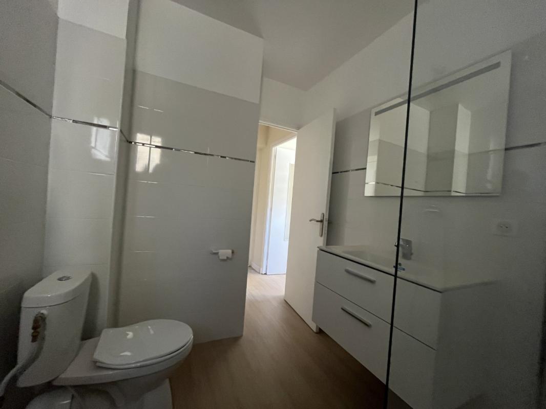 STUDIO IMMEUBLE LES OPONCES PARC BERTHAULT AJACCIO