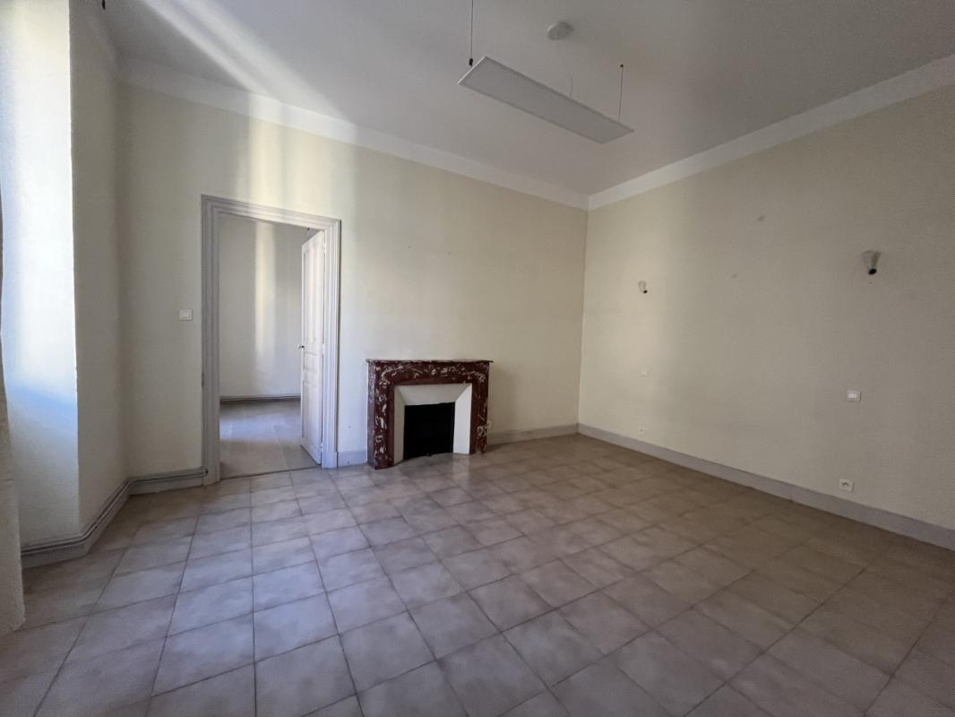 LOCAL PROFESSIONNEL 6 RUE SERGENT CASALONGA AJACCIO