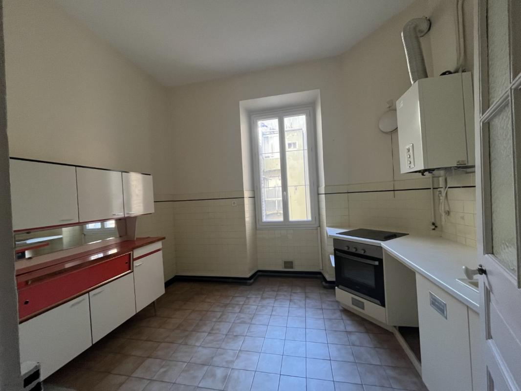 LOCAL PROFESSIONNEL 6 RUE SERGENT CASALONGA AJACCIO