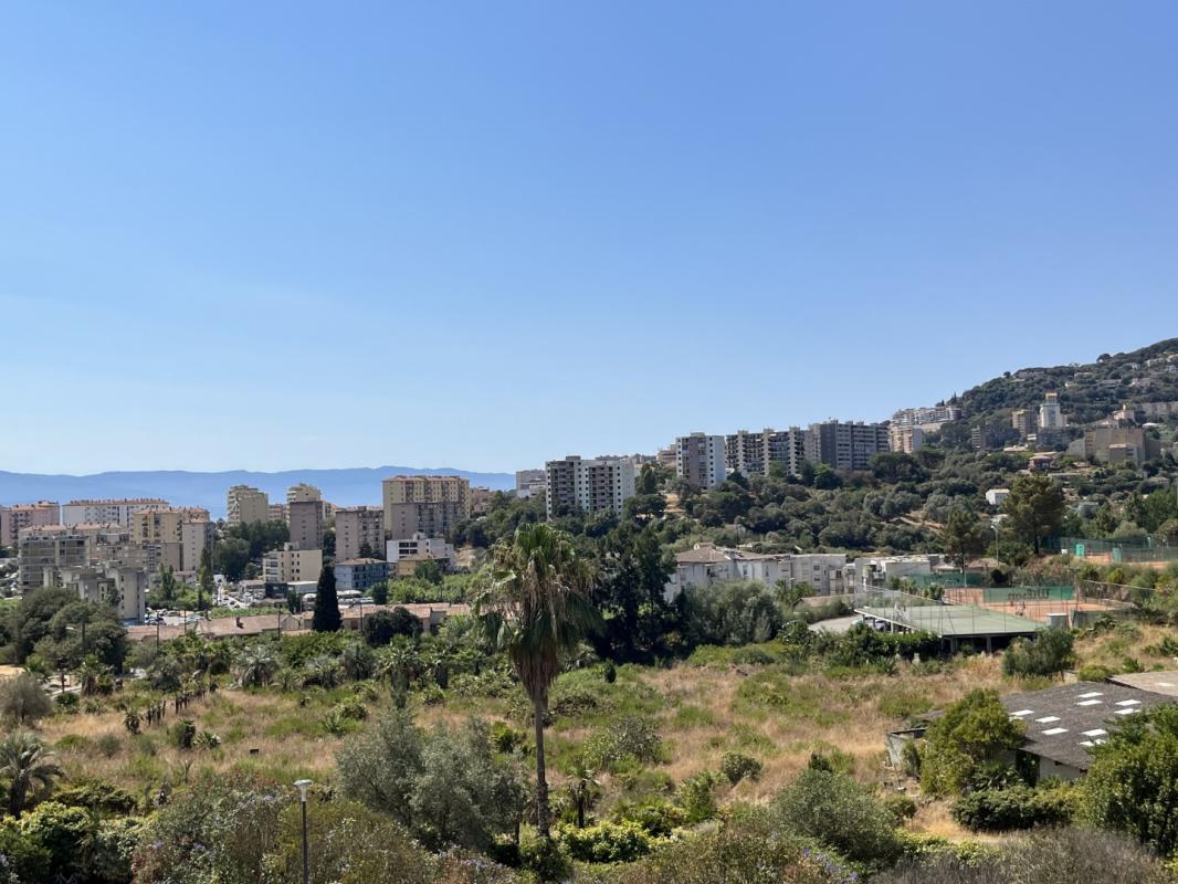 F2 RESIDENCE PARC AURENCIA 2 LES MILELLI AJACCIO