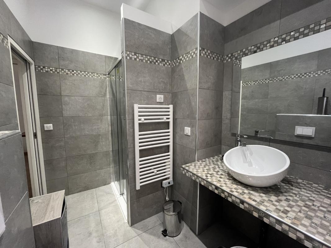 F2 MEUBLE 5 BD SAMPIERO AJACCIO