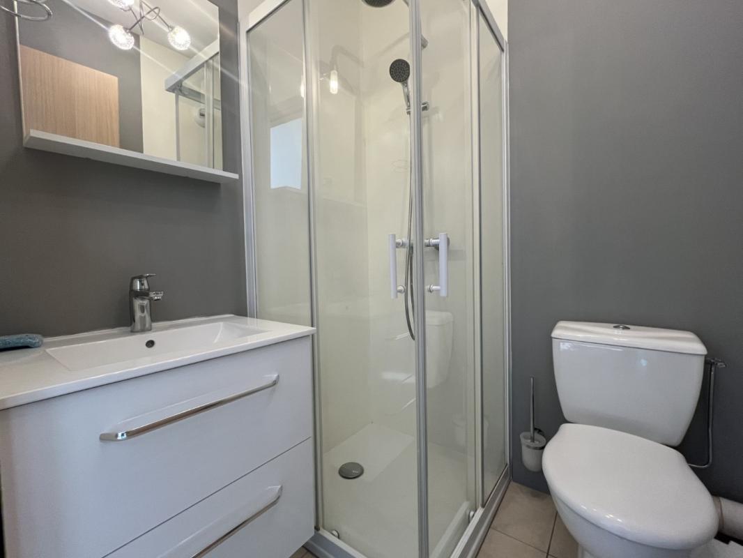 Joli studio meublé avec terrasse