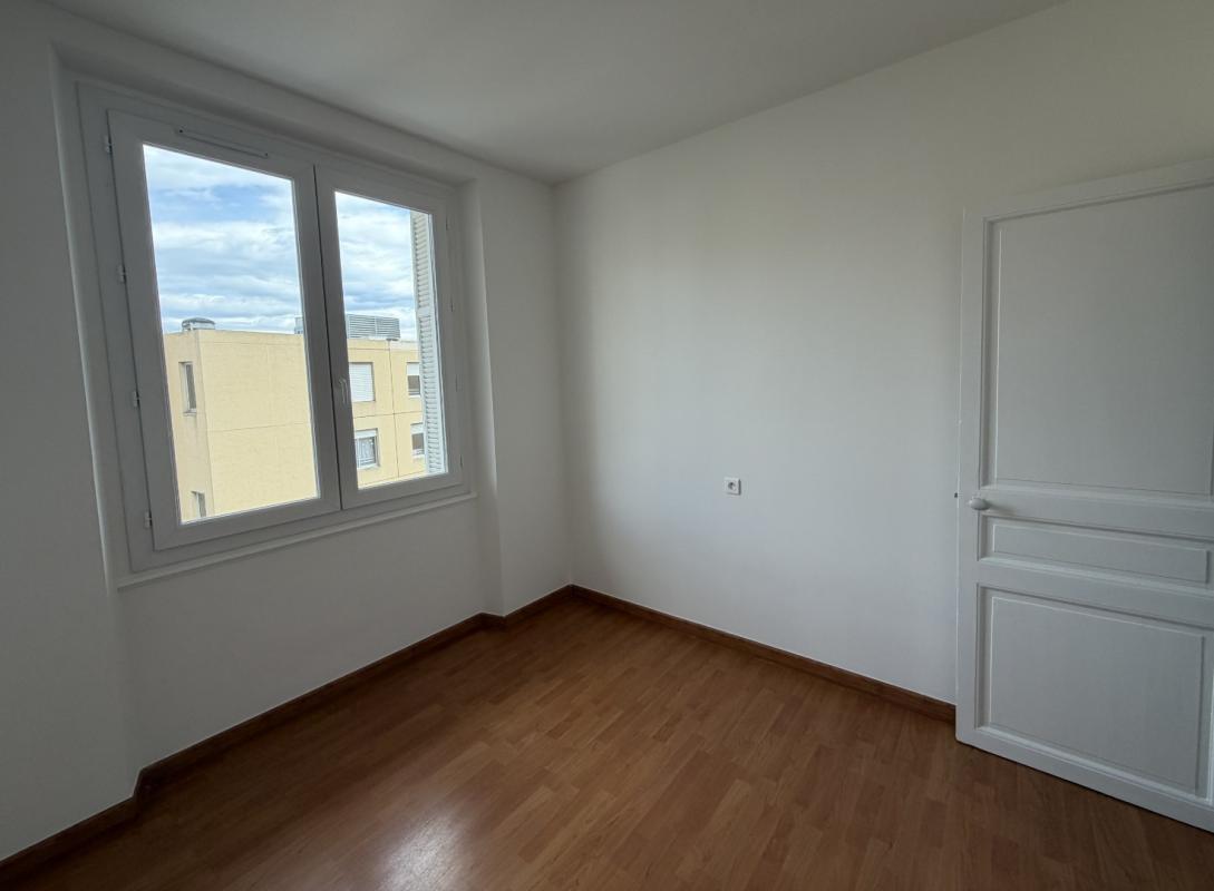 F3 7 BOULEVARD FRANCOIS SALINI AJACCIO