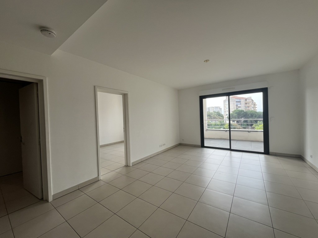 F2 LES JARDINS de la GRAVONA BT D CHEIN DE TRABACCHINO AJACCIO