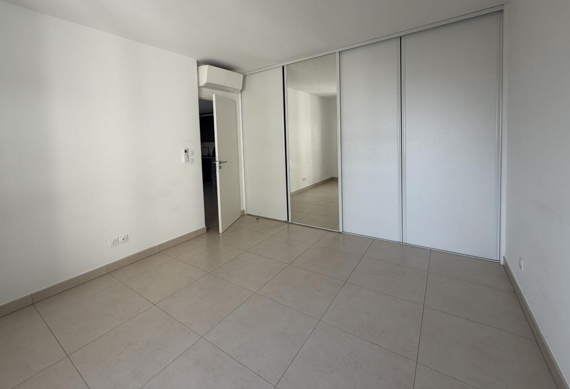 F2 LES JARDINS de la GRAVONA BT D CHEIN DE TRABACCHINO AJACCIO