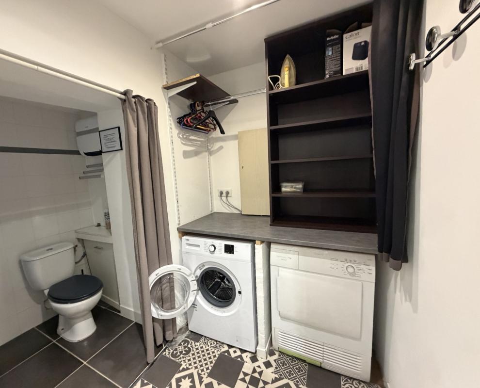 F2 MEUBLE 68 RUE FESCH AJACCIO