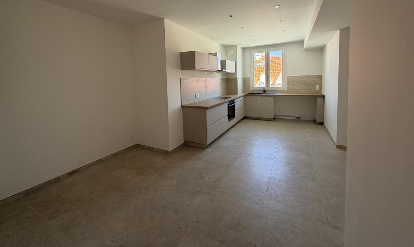 F4 2 AVENUE COLONNA D'ORNANO AJACCIO