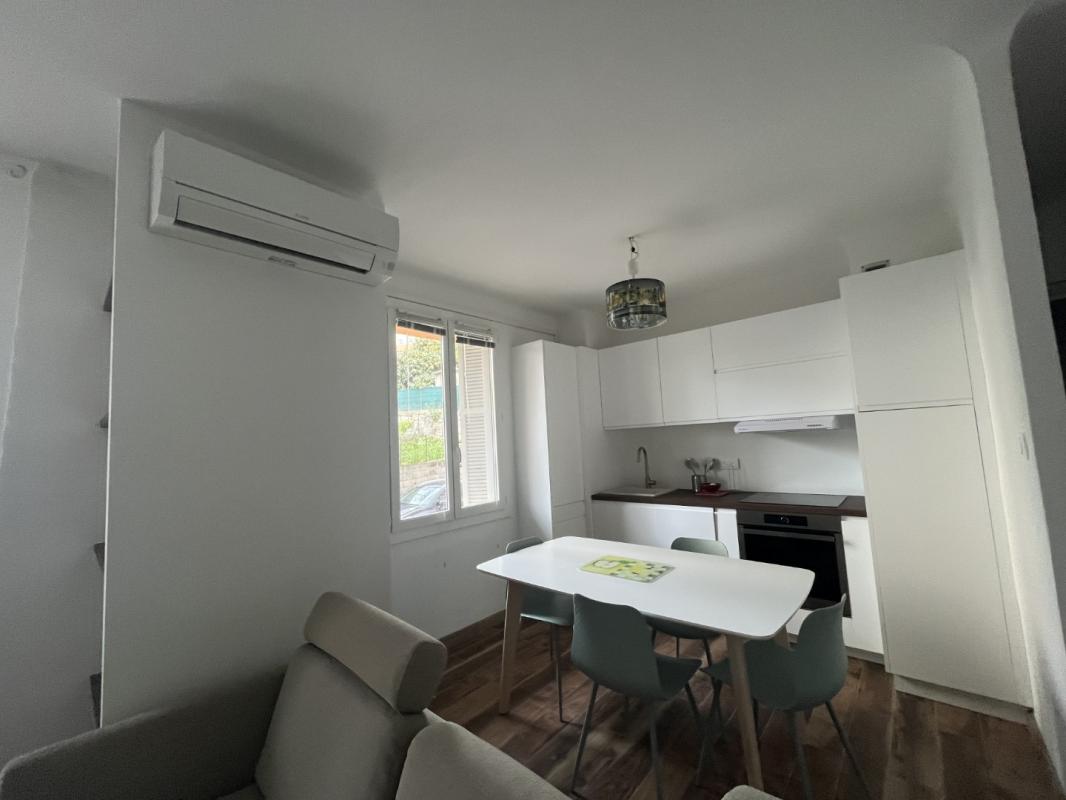 F2 MEUBLE IMMEUBLE BEAULIEU C AVE KENNEDY AJACCIO