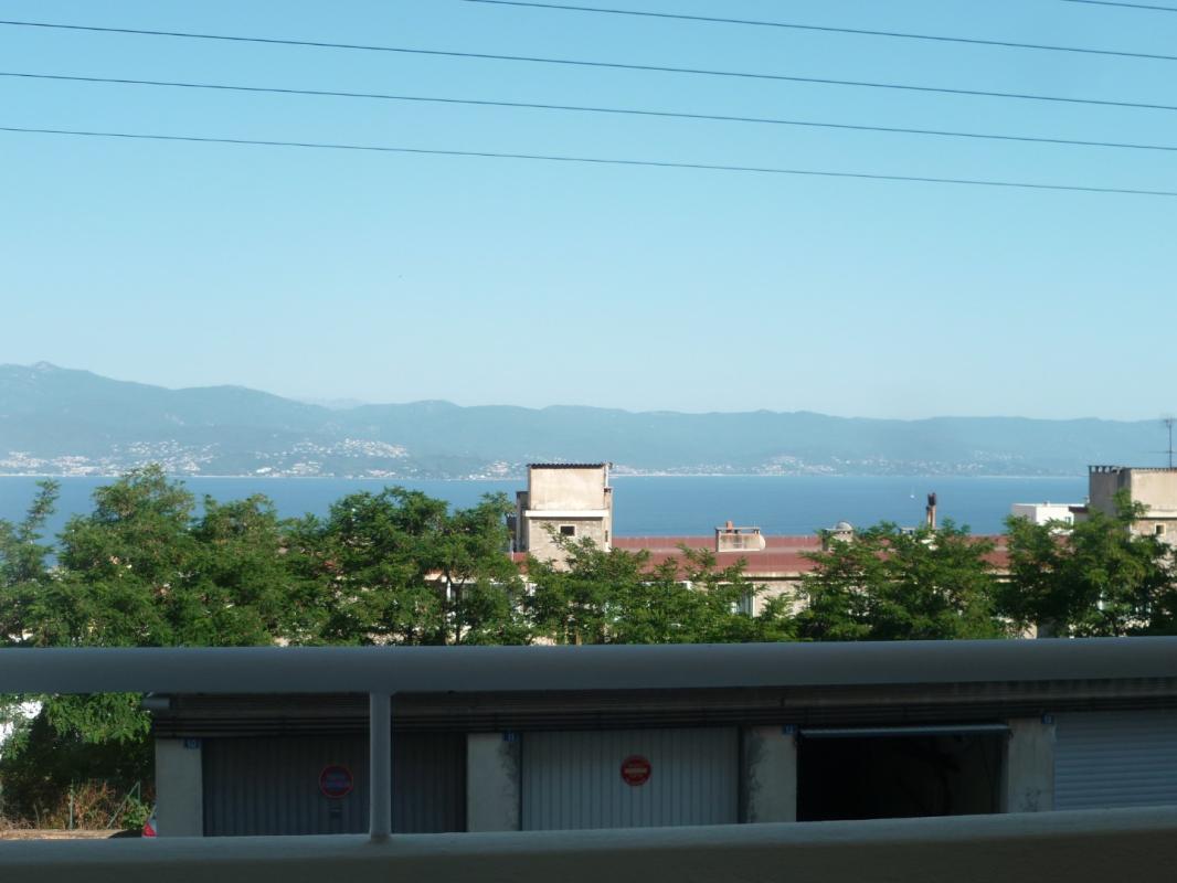 F2 RESIDENCE GIOCANTI AVENUE IMPERATRICE EUGENIE AJACCIO