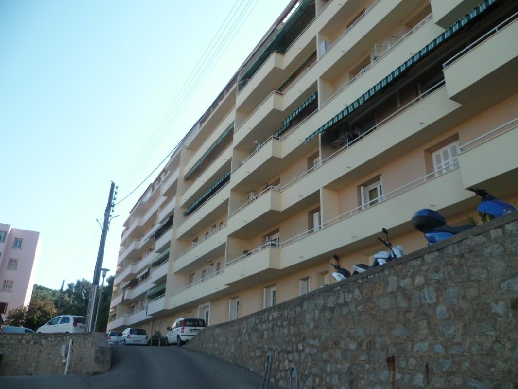 F2 RESIDENCE GIOCANTI AVENUE IMPERATRICE EUGENIE AJACCIO