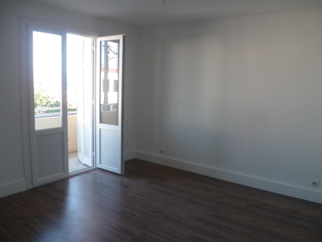 F2 RESIDENCE GIOCANTI AVENUE IMPERATRICE EUGENIE AJACCIO