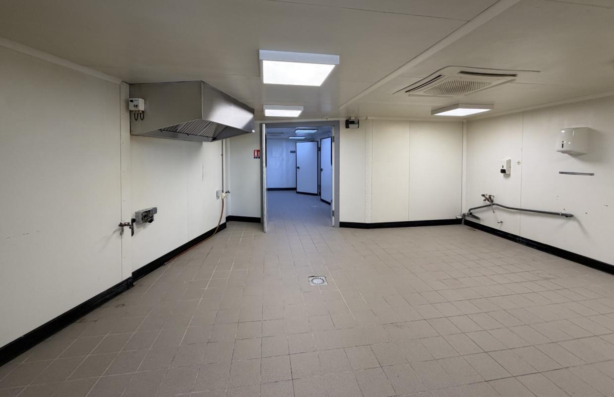LOCAL COMMERCIAL RCE LES JARDINS DE BODICCIONE BT C  BD LOUIS CAMPI AJACCIO