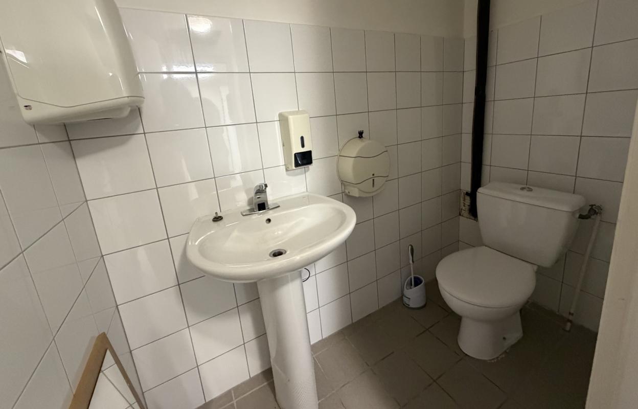 LOCAL COMMERCIAL RCE LES JARDINS DE BODICCIONE BT C  BD LOUIS CAMPI AJACCIO