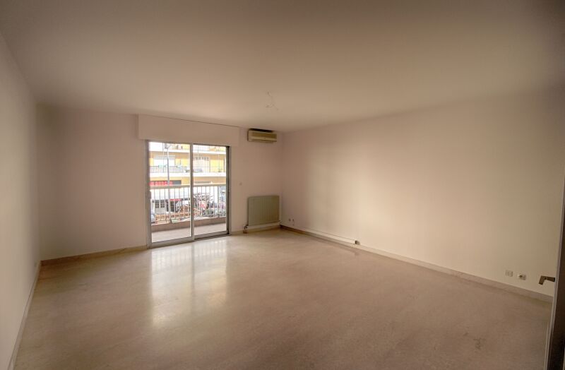 APPARTEMENT de 3 pièces à AJACCIO