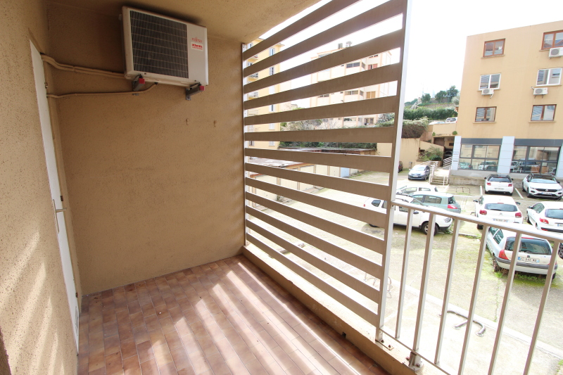 APPARTEMENT de 3 pièces à AJACCIO