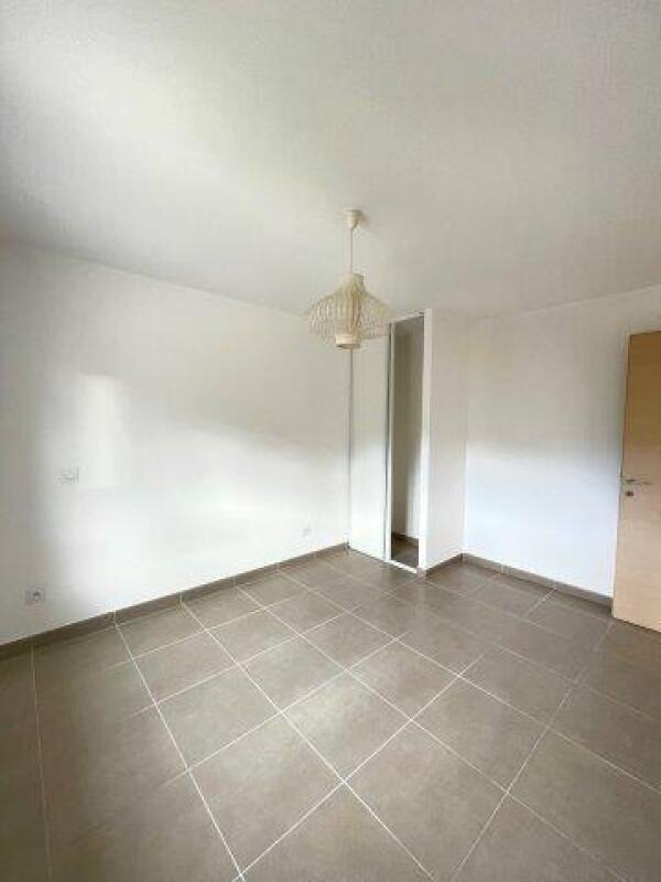 APPARTEMENT de 2 pièces à SAN NICOLAO