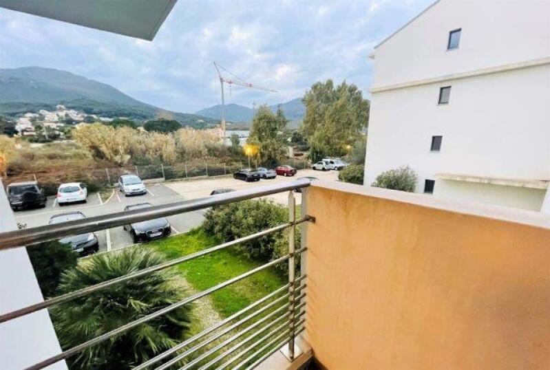 APPARTEMENT de 2 pièces à BIGUGLIA