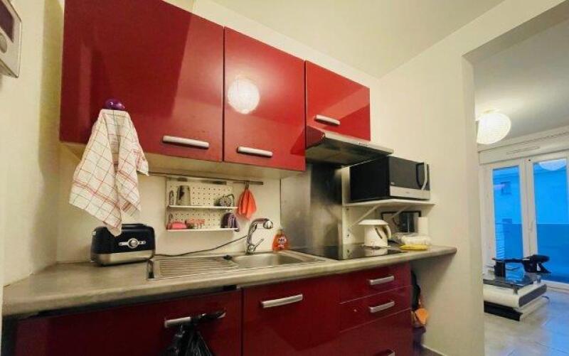 APPARTEMENT de 2 pièces à BIGUGLIA