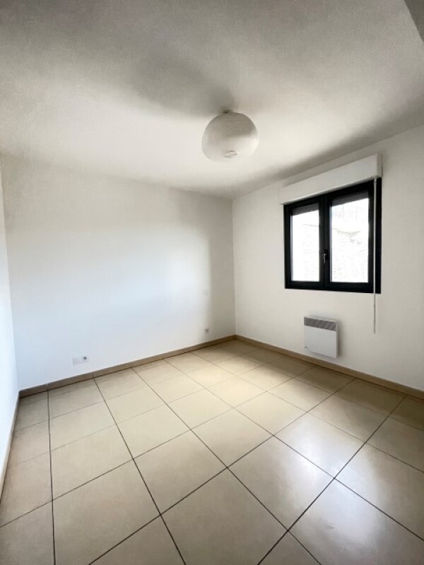 APPARTEMENT de 3 pièces à CERVIONE