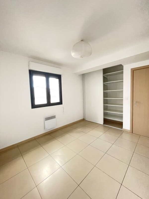 APPARTEMENT de 3 pièces à CERVIONE