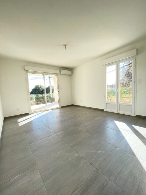 APPARTEMENT de 2 pièces à SANTA LUCIA DI MORIANI