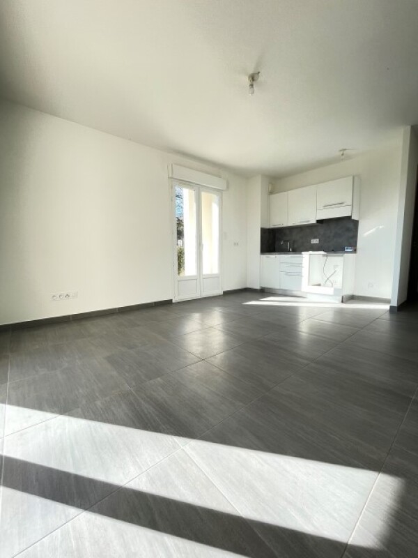 APPARTEMENT de 2 pièces à SANTA LUCIA DI MORIANI