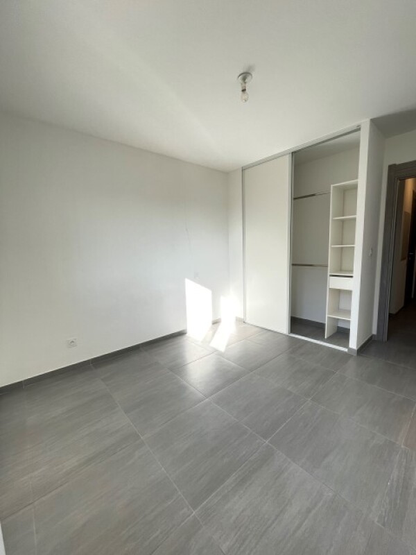 APPARTEMENT de 2 pièces à SANTA LUCIA DI MORIANI