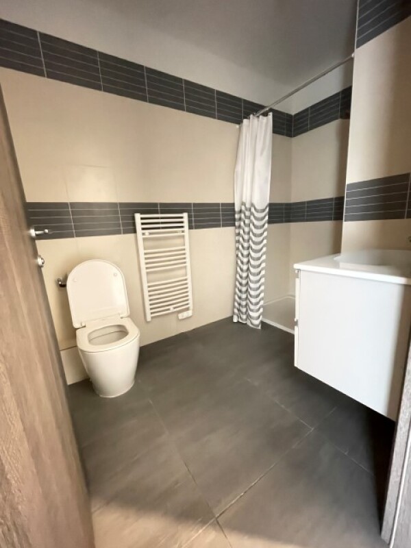 APPARTEMENT de 2 pièces à SANTA LUCIA DI MORIANI